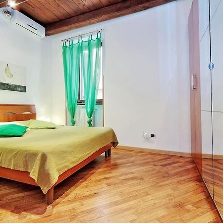 The Red Apartment Рим Экстерьер фото