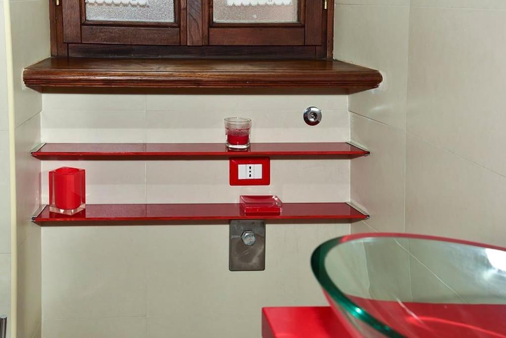 The Red Apartment Рим Экстерьер фото