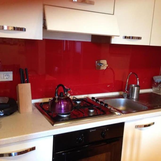 The Red Apartment Рим Экстерьер фото