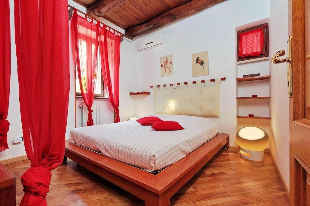 The Red Apartment Рим Экстерьер фото