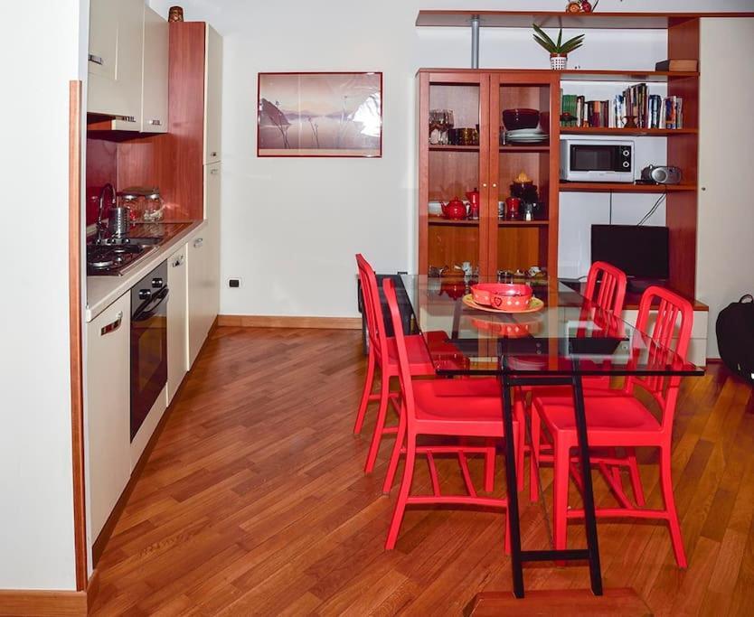 The Red Apartment Рим Экстерьер фото