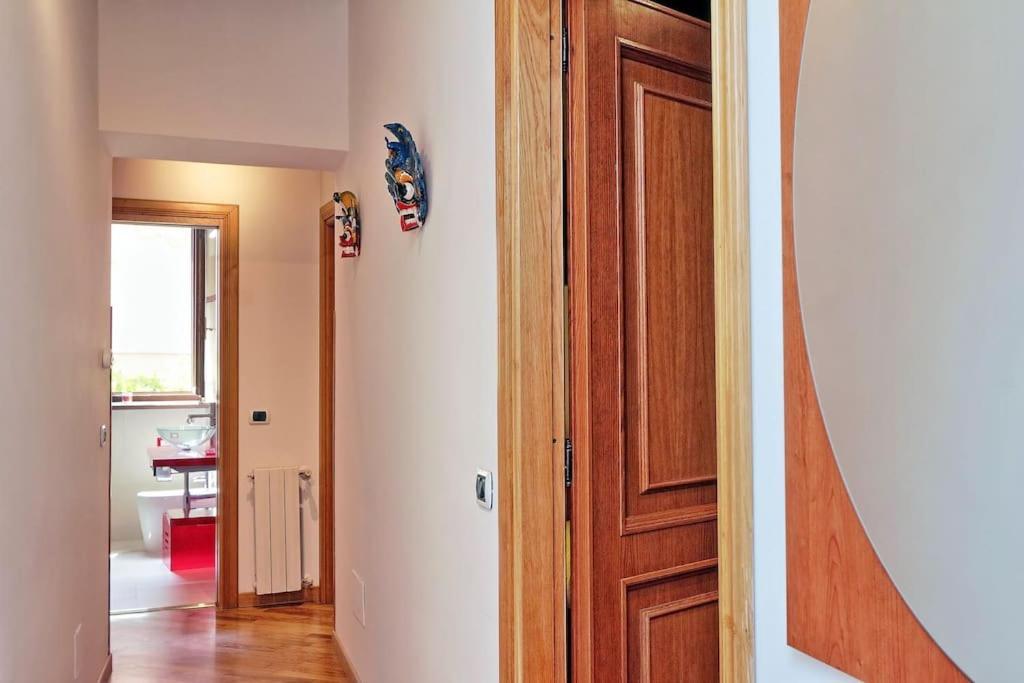The Red Apartment Рим Экстерьер фото