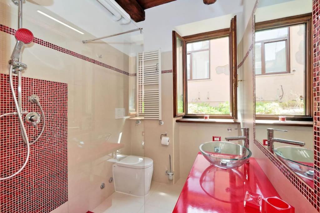 The Red Apartment Рим Экстерьер фото