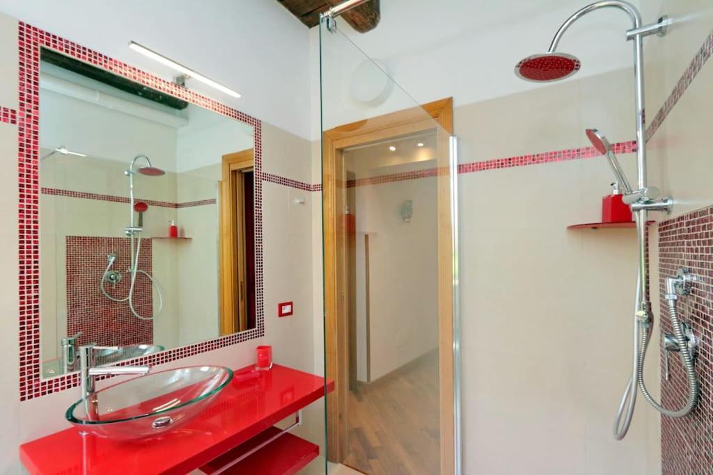 The Red Apartment Рим Экстерьер фото